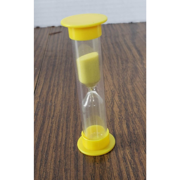 Plastic Small Yellow Hourglass Student Gift Decoration Hourglass Timer - Picture 2 of 4